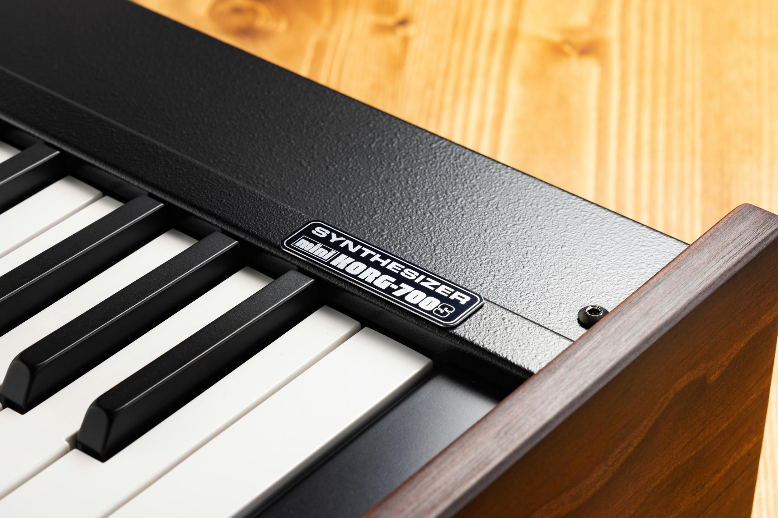 Korg miniKORG 700Sm - Andertons Music Co